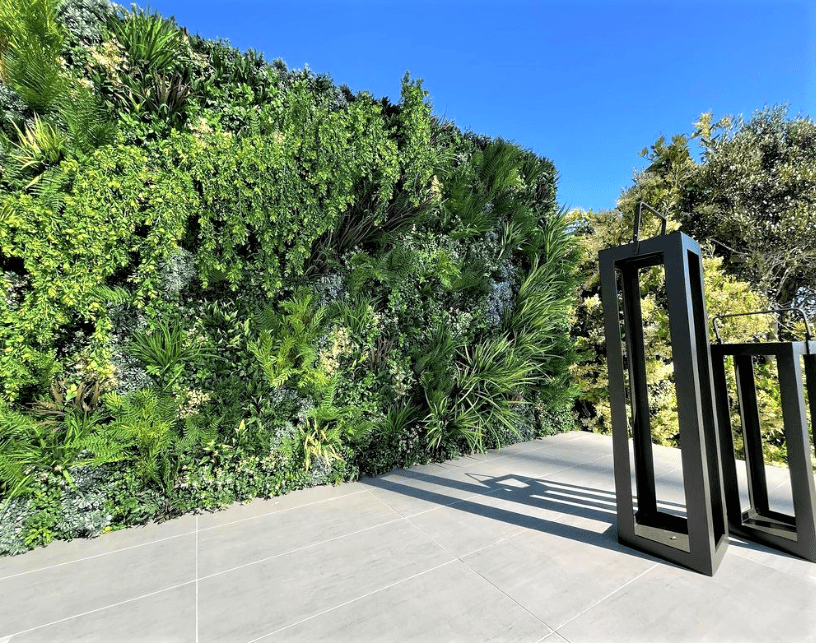Outdoor artificial green wall in California