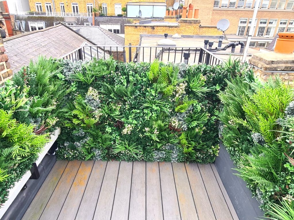 Vistafolia Green Wall Panels on a Kensington Roof Terrace
